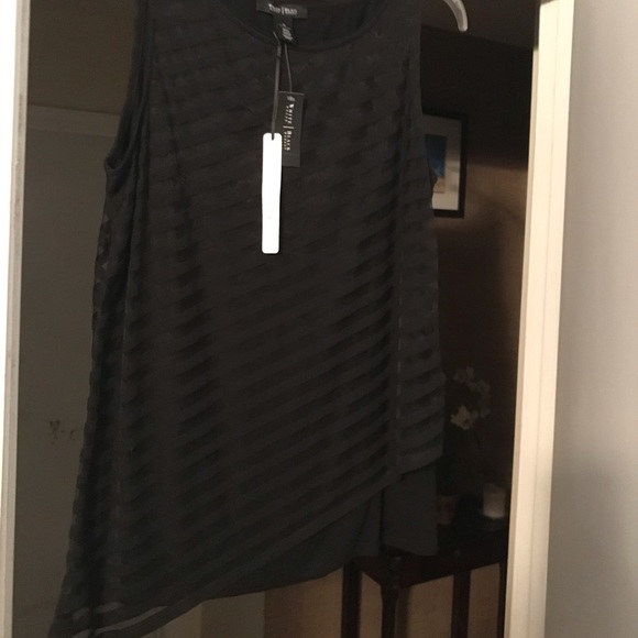 Bhwm asymmetrical blouse - Picture 2 of 9